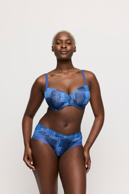 Salesbook image with head