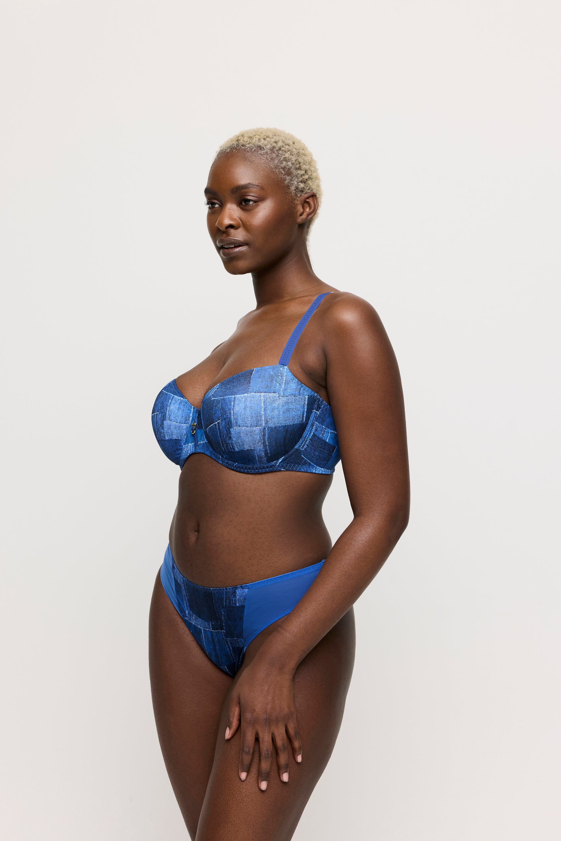 Salesbook image with head