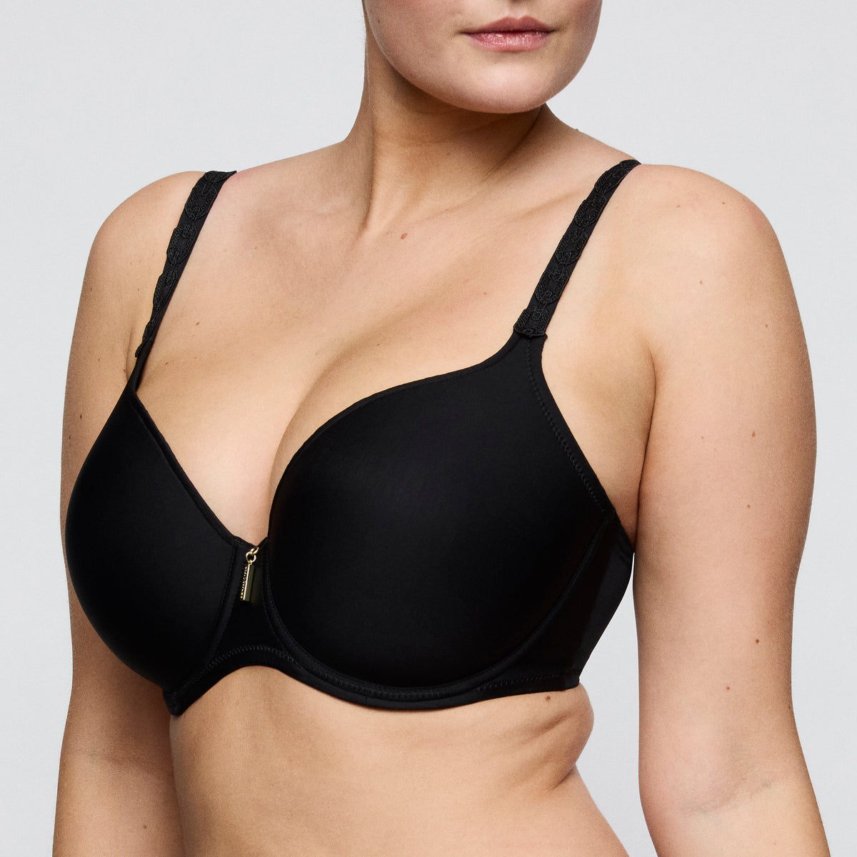 Primadonna Twist TWIXIE padded heartshape bra in black