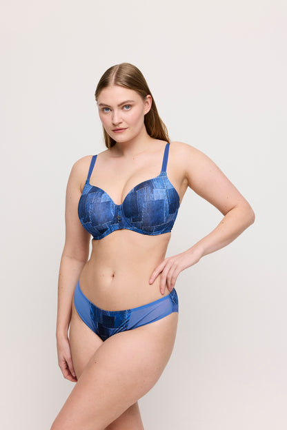 Salesbook image with head