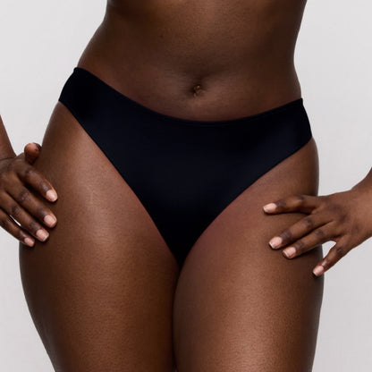 Primadonna Twist TWIXIE thong in black
