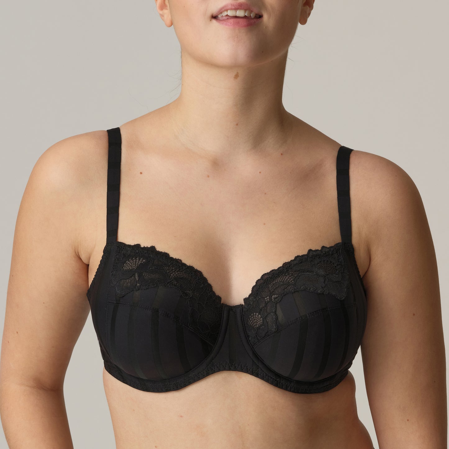 PrimaDonna Twist MALDIVES full cup bra in black
