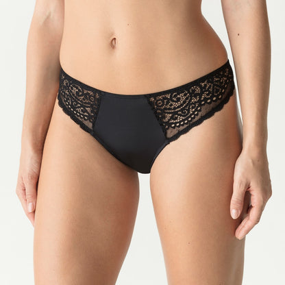 Primadonna Twist I Do in Black thong